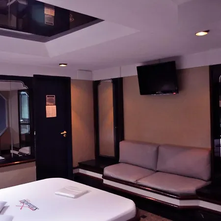 Hotel Xanadu - Adults Only-2